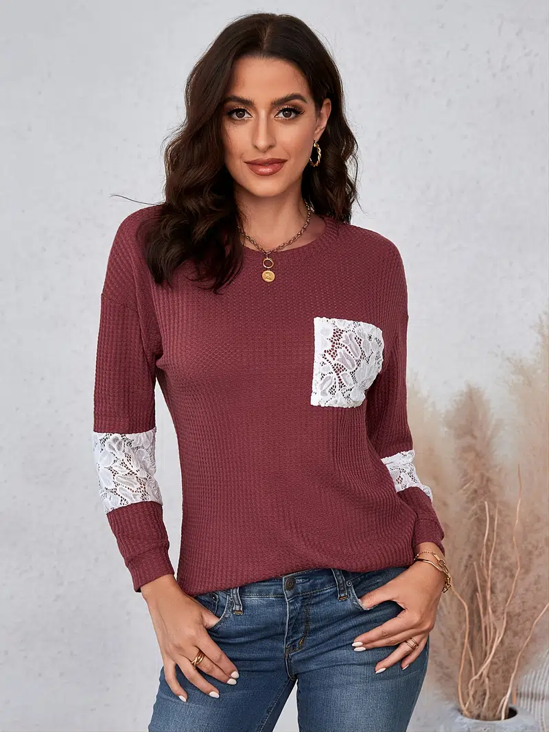 Women's Red Casual T-shirt with Lace Stitching